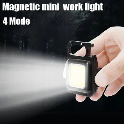 Lanternă Mini Breloc 30 LED-uri – Compactă Și Puternică
